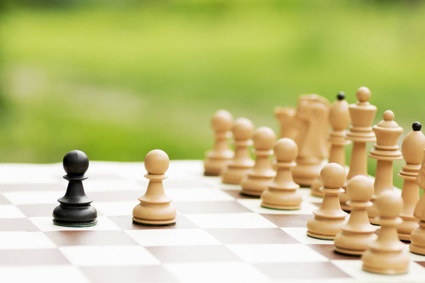 έννοια της σύγκρουσης σκακιού - Φωτογραφία, εικόνα