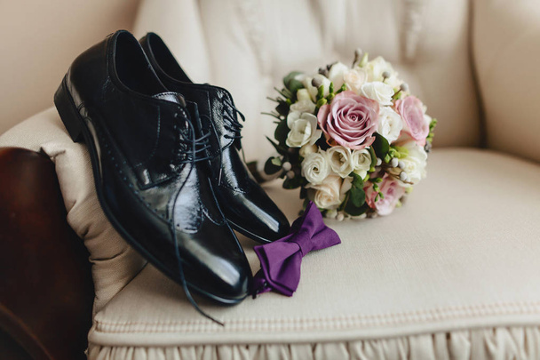 men's shoes and elegant clothes, holiday theme and wedding - Фото, изображение