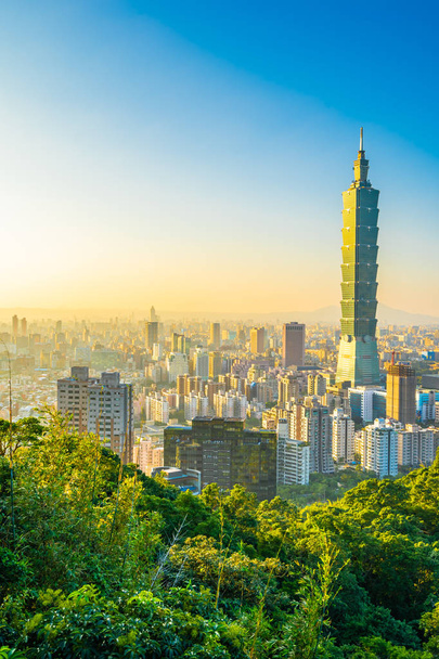 Kaunis maisema ja kaupunkikuva Taipei 101 rakennus ja kaari
 - Valokuva, kuva