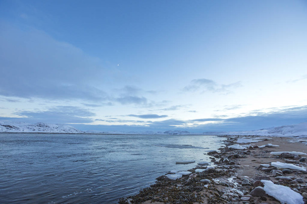 Губа Вороня, Баренцове море. Кольська півострів пейзаж - Фото, зображення