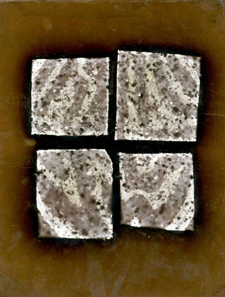 Kijkend naar zilver door microscoop - Foto, afbeelding