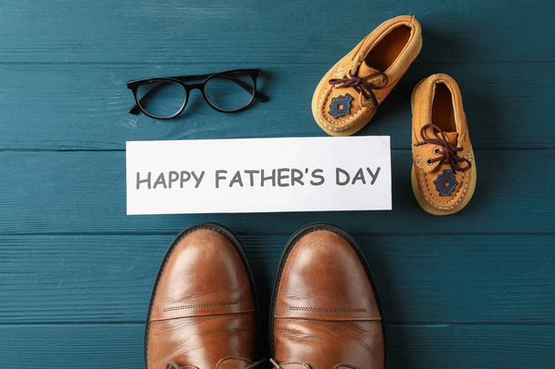 Brown leather shoes, children's shoes, inscription happy fathers - Foto, imagen