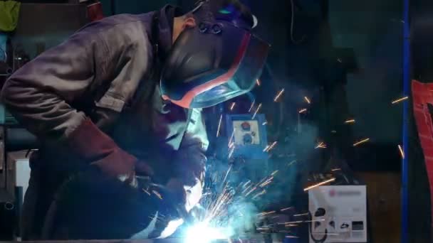 Industrial Welding / Welding of steel parts in the metal industry - Footage, Video