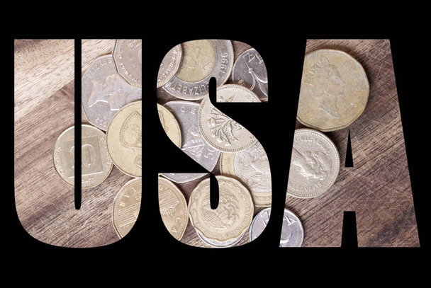 Iscrizione USA con monete all'interno su sfondo nero
 - Foto, immagini