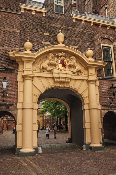 Gateway in the Binnenhof inner courtyard at The Hague - Valokuva, kuva