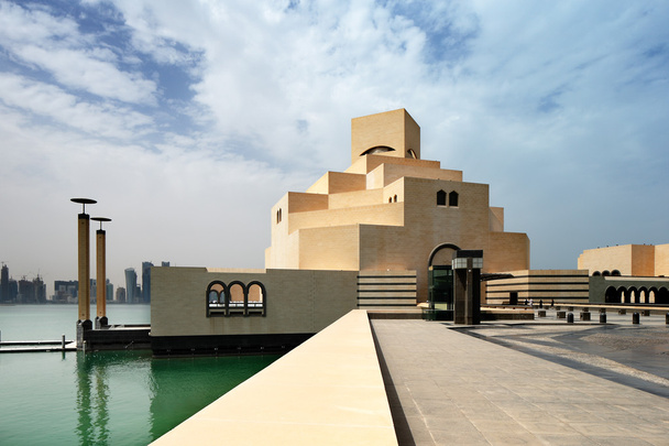 ドーハ、カタールのイスラム美術博物館 - 写真・画像