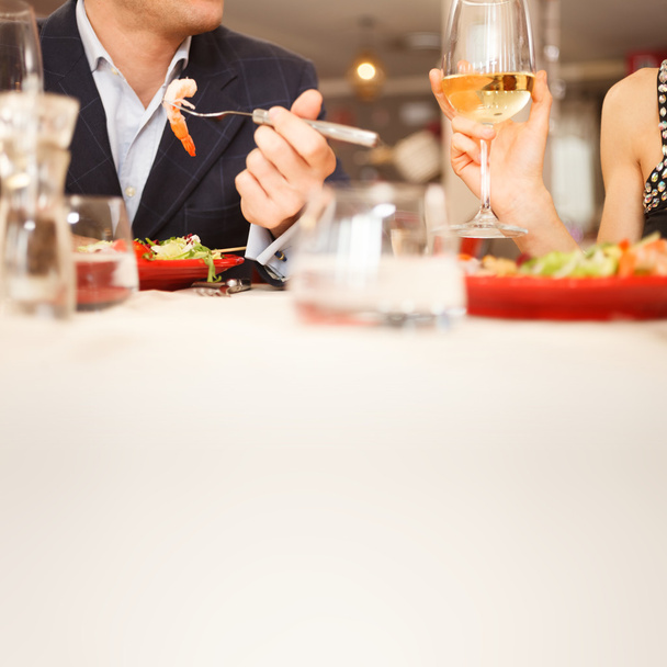 Couple having dinner - Foto, afbeelding