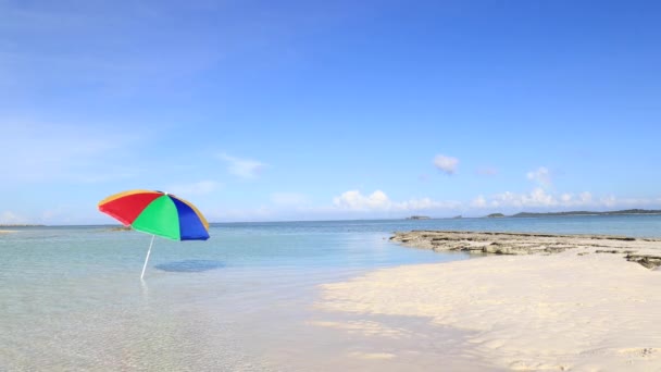 Okinawa güzel bir plaj Video - Video, Çekim