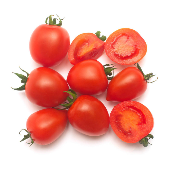 Ντομάτες συλλογή ολόκληρα και τεμαχισμένα απομονωθεί σε λευκό έκφραση - Φωτογραφία, εικόνα