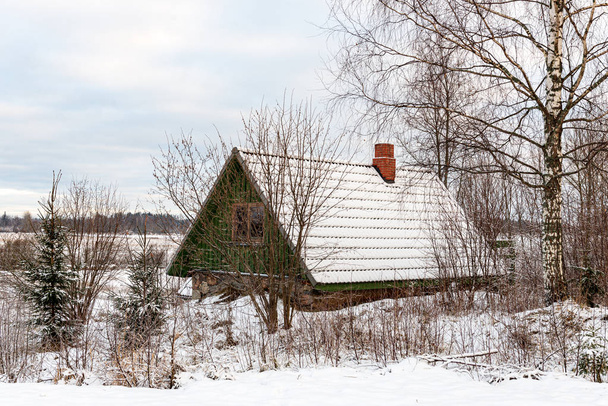 old wooden plank building structure in countryside - Valokuva, kuva