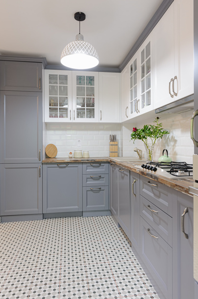moderno interior de cocina de madera gris y blanca
 - Foto, Imagen