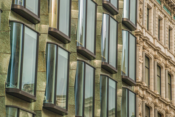 Abstract images of geometric shapes on buildings in London. - Foto, afbeelding