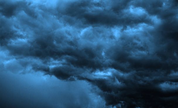 Nubes oscuras - Gran tormenta
 - Foto, Imagen