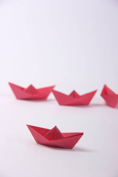 Paper boats over white  background - Foto, imagen