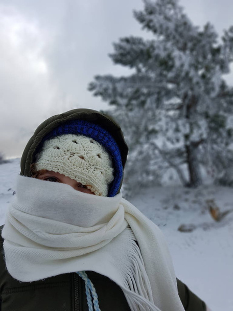 dziecko w śniegu - Zdjęcie, obraz