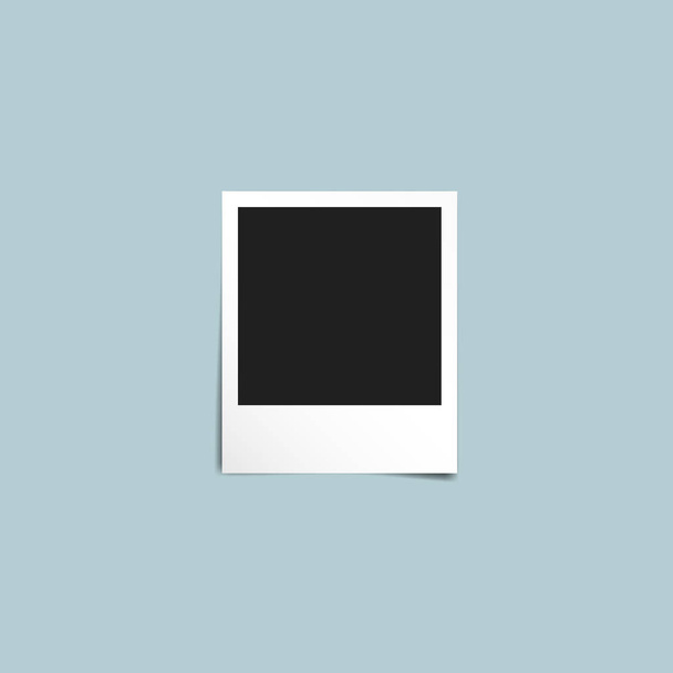 Ročník fotografického rámečku Polaroid šablona s světle modrým pozadím - Vektor, obrázek