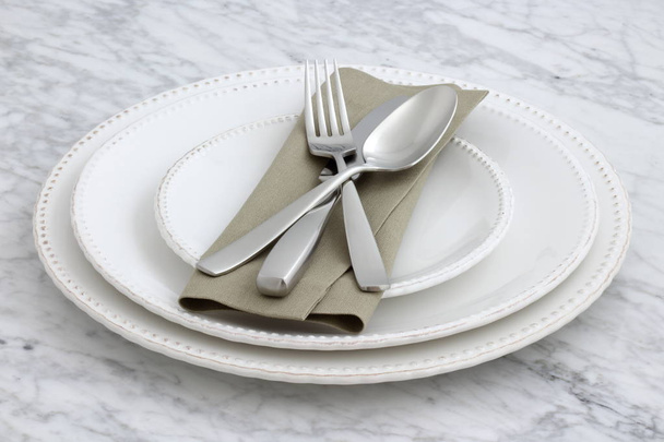 Jantares elegantes e práticos
 - Foto, Imagem