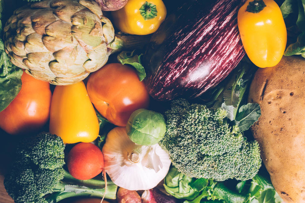 Variété de légumes frais à protéger contre le cancer
. - Photo, image