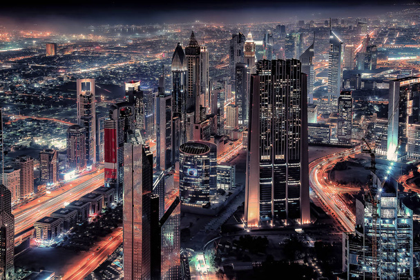Panoráma města Dubaj s slavné ulici Sheikh Zayed Road - Fotografie, Obrázek