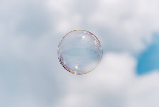 Bubble in the air - Foto, immagini