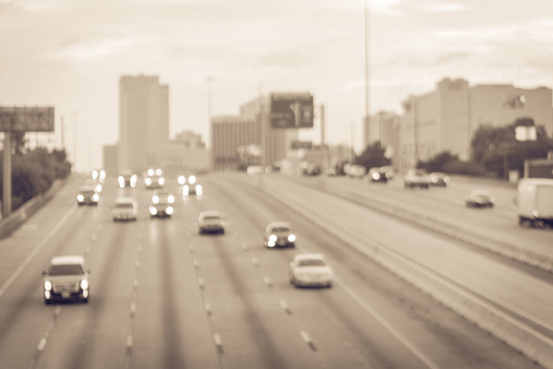 Rozmazaný pozadí Houston centrum města a doprava na dálnici 69 v době špičky - Fotografie, Obrázek