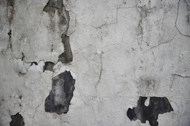 old white cracked wall for background or texture - 写真・画像