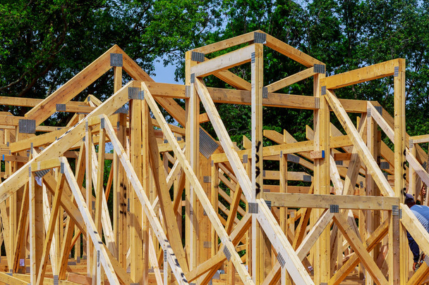 建物の新しいホーム建設外装木材在来軸組工法 - 写真・画像