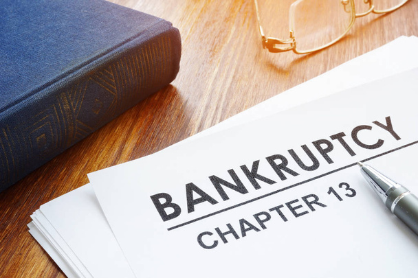 Chapter 13 bankruptcy petition and book. - Zdjęcie, obraz