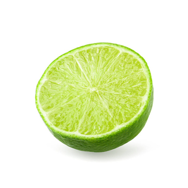 Demi avec tranche de citron vert frais isolé sur fond blanc
 - Photo, image