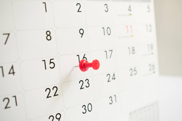 Un pin rojo en el evento calendar.background, close up, time
 - Foto, imagen