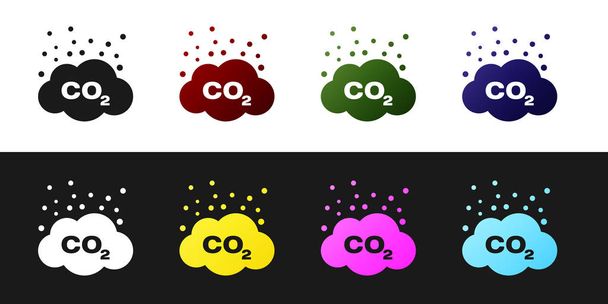 Aseta hiilidioksidipäästöt mustavalkoiselle pohjalle eristettyyn pilvikuvakkeeseen. Hiilidioksidi kaava symboli, savusumun saastumisen käsite, ympäristön käsite. Vektorikuvaus
 - Vektori, kuva