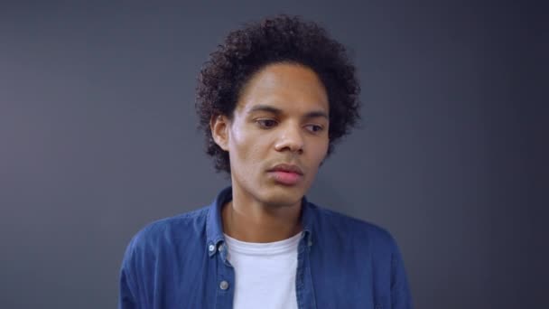 Young Curly Afro-american Acting for Camera in Studio - Imágenes, Vídeo