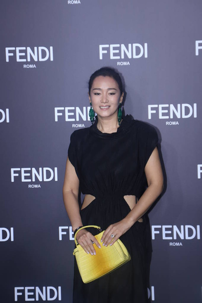Chinese actress Gong Li attends the Fendi Men's Fall/Winter 2019 Fashion Show in Shanghai, China, 31 May 2019. - 写真・画像