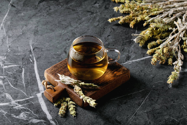 Green herbal Greek mountain tea - Fotoğraf, Görsel