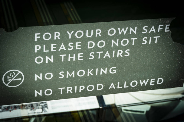 No Standing, No Smoking, No Tripoding - Fotografie, Obrázek