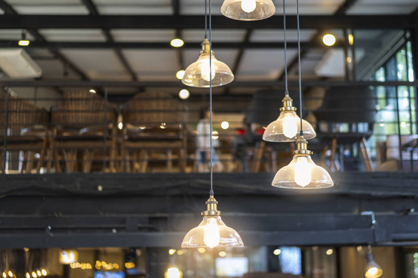 Nádherně visuté lampy v obchodech - Fotografie, Obrázek