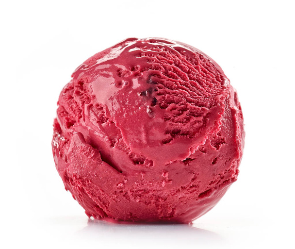cherry ice cream on white background - Foto, afbeelding
