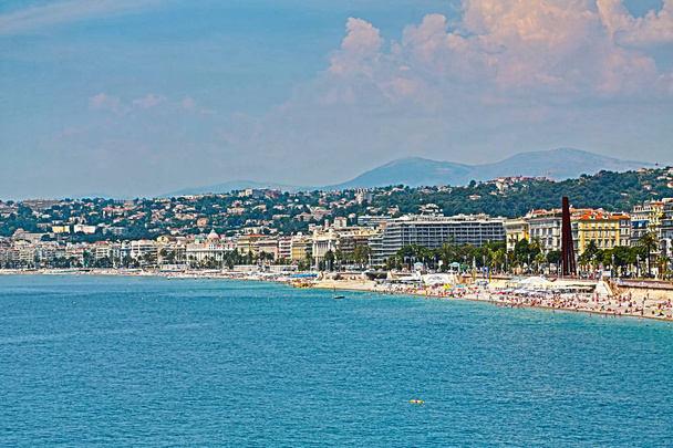 Seacoast i plaża Nicea, Francja  - Zdjęcie, obraz