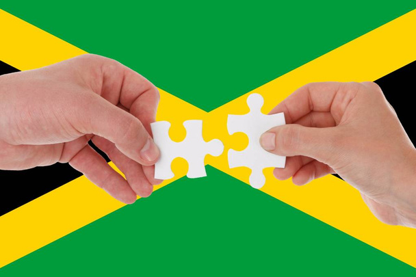 Vlag van Jamaica, intergratie van een multiculturele groep jongeren - Foto, afbeelding