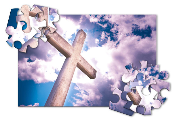 Herbouwen van ons geloof of het verliezen van geloof-christelijke kruis tegen een cl - Foto, afbeelding