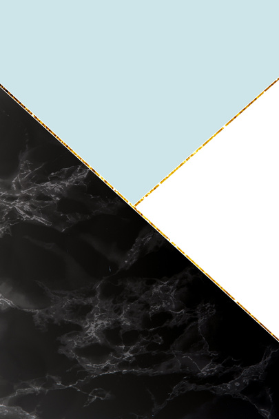 geometriai háttér, fekete márvány, fehér és világoskék színek  - Fotó, kép