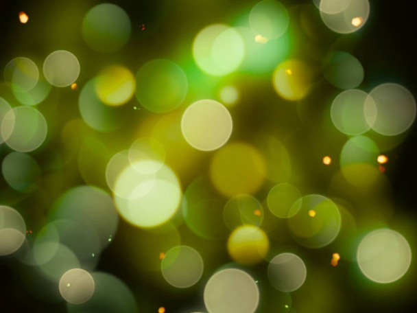 yeşil beyaz ve sarı soyut bulanık ışıklar tam çerçeve parlak - Fotoğraf, Görsel