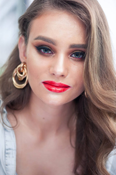 Beauty Makeup. Woman With Beautiful Face And Pink Lips. Close Up Of Beautiful Young Elegant Female Model With Glamorous Sexy Makeup, Soft Smooth Skin And Plump Full Pink Lips.  - Photo, image