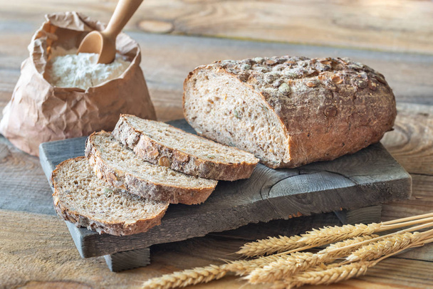 Wholegrain bread - Foto, Imagem