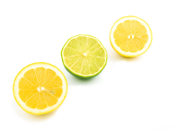 Limetten und Zitronen - Foto, Bild