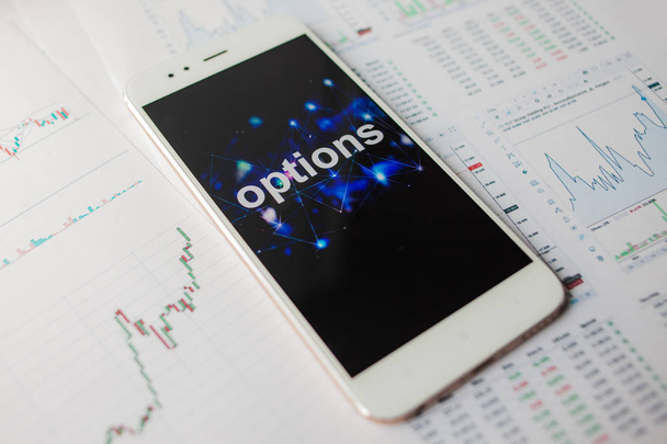 Investissement dans les options, concept. Rapports et statistiques, analyse du marché des options binaires
. - Photo, image