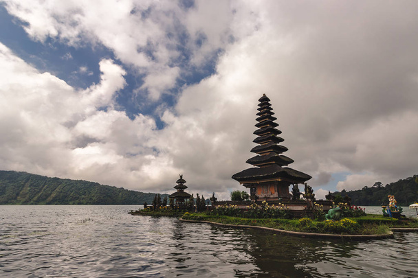Pura Ulun Danu Bratan, Bali, Indonesia - Foto, imagen