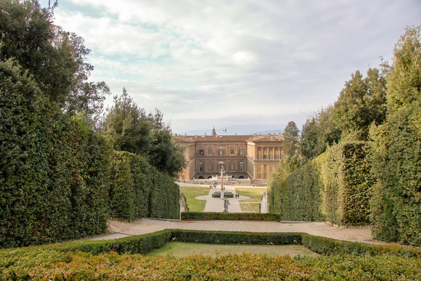Boboli puutarha ja Pitti Palace
 - Valokuva, kuva