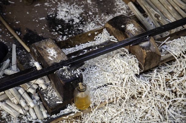 Cutting wood chips - Photo, Image