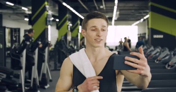 Fitness Trainer Shooting Video - Кадры, видео
